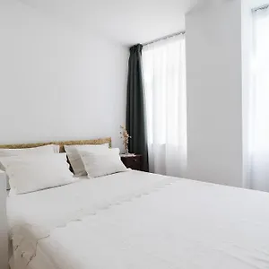 Little Duplex In Alfama Apartment Lisbon